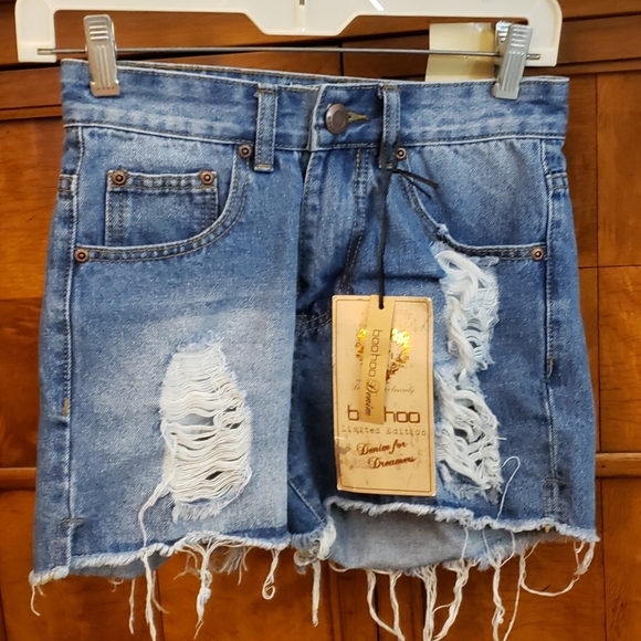 Mid Rise Frayed Hem Denim Booty Shorts SZ 4i - Picture 2 of 14